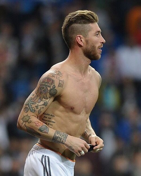 Bàn tay Hamsa có ý nghĩa bảo vệ của Sergio Ramos