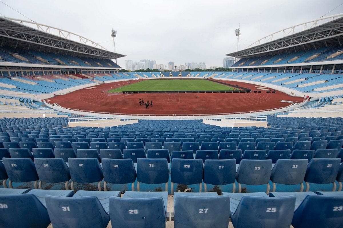 Sân vận động hiện đại với sức chứa lớn