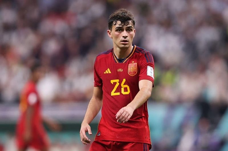 Pedri, cầu thủ trẻ xuất sắc nhất thế giới năm 2021, với giá trị 100 triệu euro.