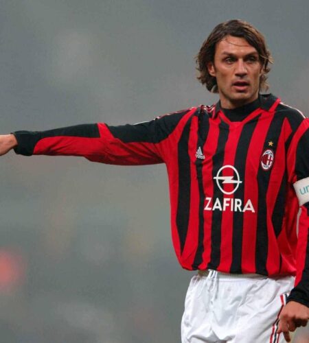 Trung Vệ Xuất Sắc Nhất Mọi Thời Đại: Những Huyền Thoại Phòng Ngự