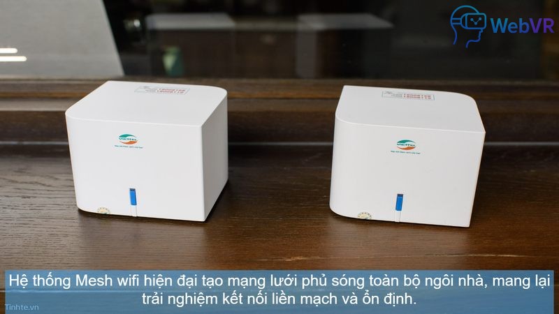Hệ thống Mesh wifi hiện đại tạo mạng lưới phủ sóng toàn bộ ngôi nhà, mang lại trải nghiệm kết nối liền mạch và ổn định.